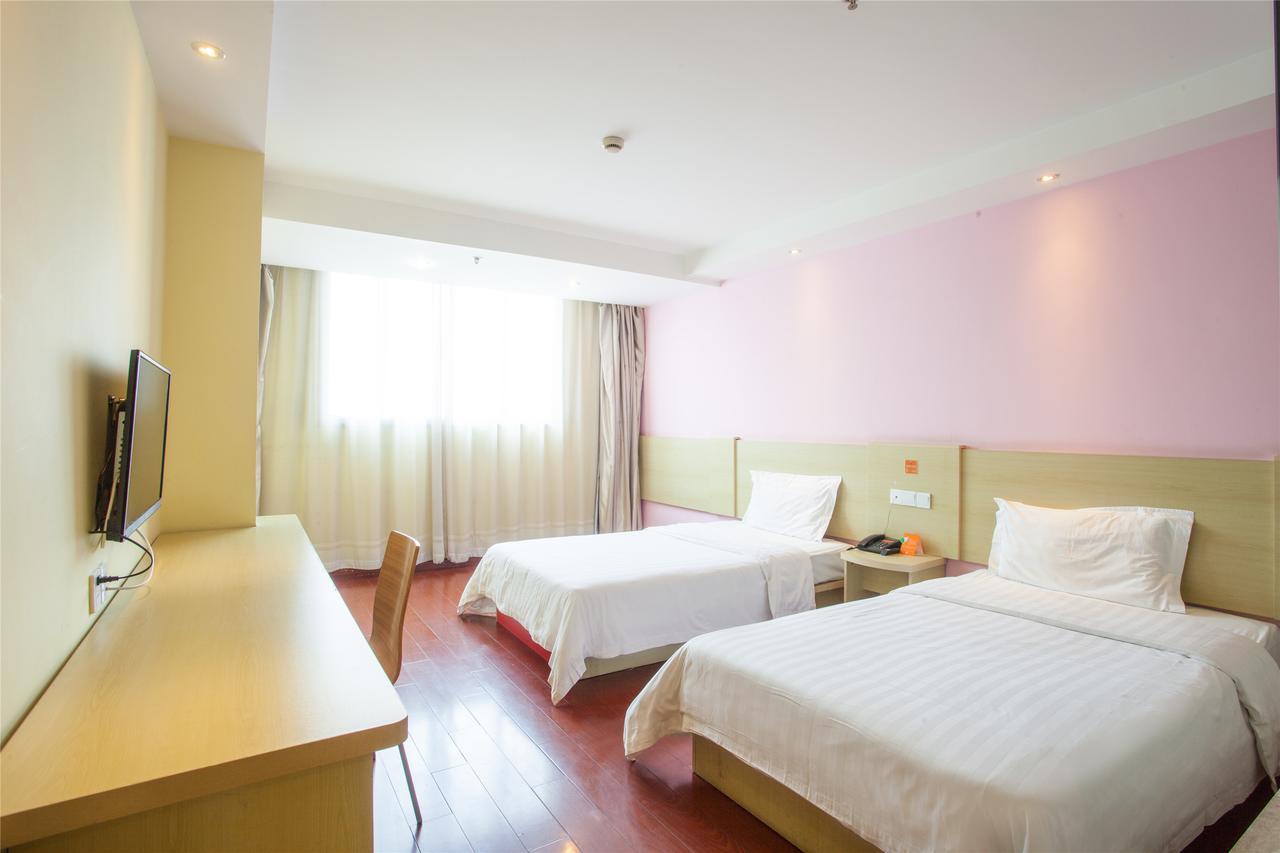 7Days Inn Shantou Coach Terminal Huang He Road Bagian luar foto